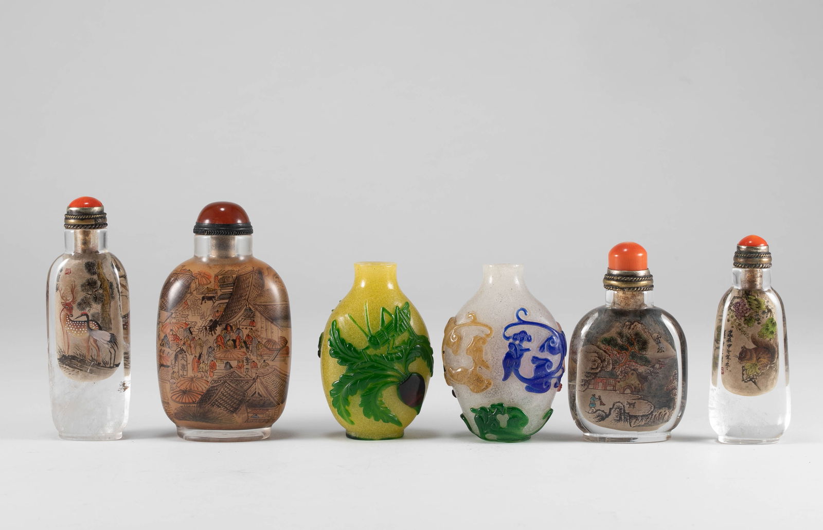 A set of Qing Dynasty snuff bottles: H:9.3cm W:3.2cm