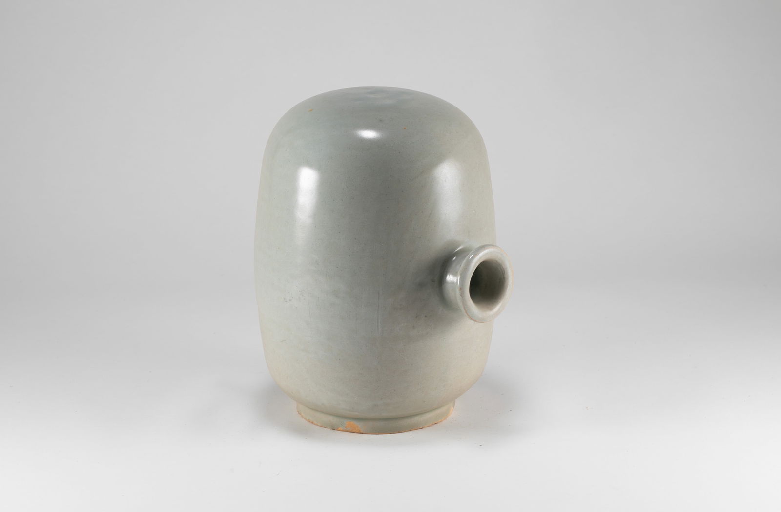 Goryeo white porcelain (1 of 6)