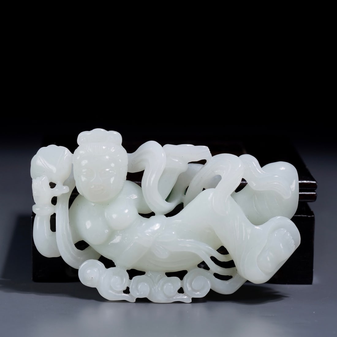 Hotan Jade Flying Sky: H:5.8cm L:9.4cm