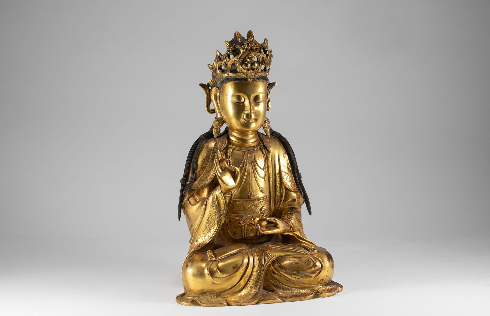 Ming Dynasty copper gilded Shakyamuni Buddha: H:37.5cm W:24cm