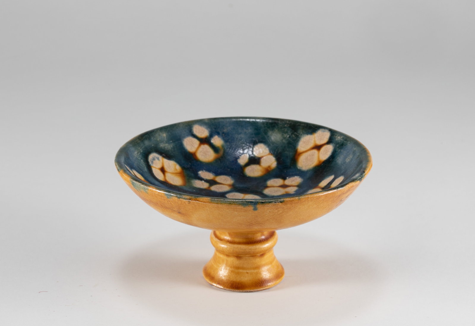 Tang Dynasty Three Colored Lanterns: H:5cm D:10.5cm