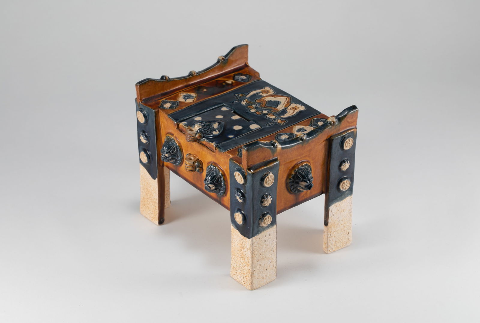 Tang Dynasty tri colored inkstone: L:15.5cm W:11cm H:13cm