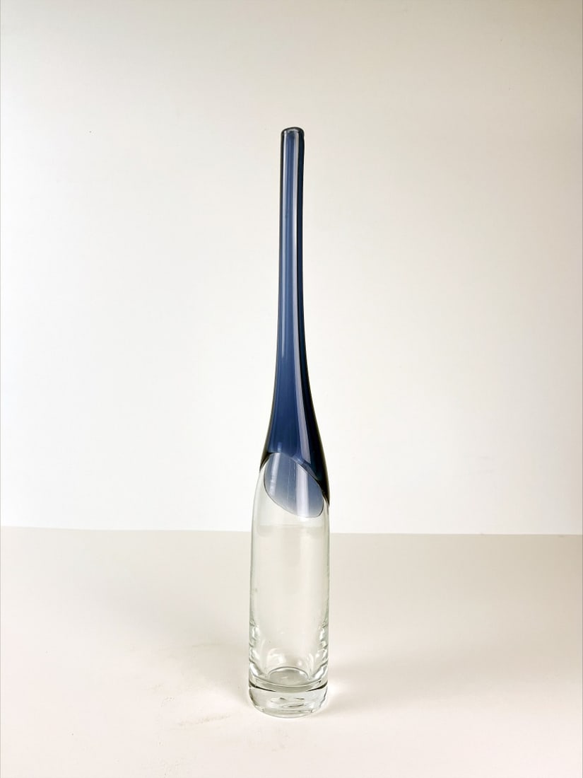 Murano Design Vase: Beautiful Murano Vase