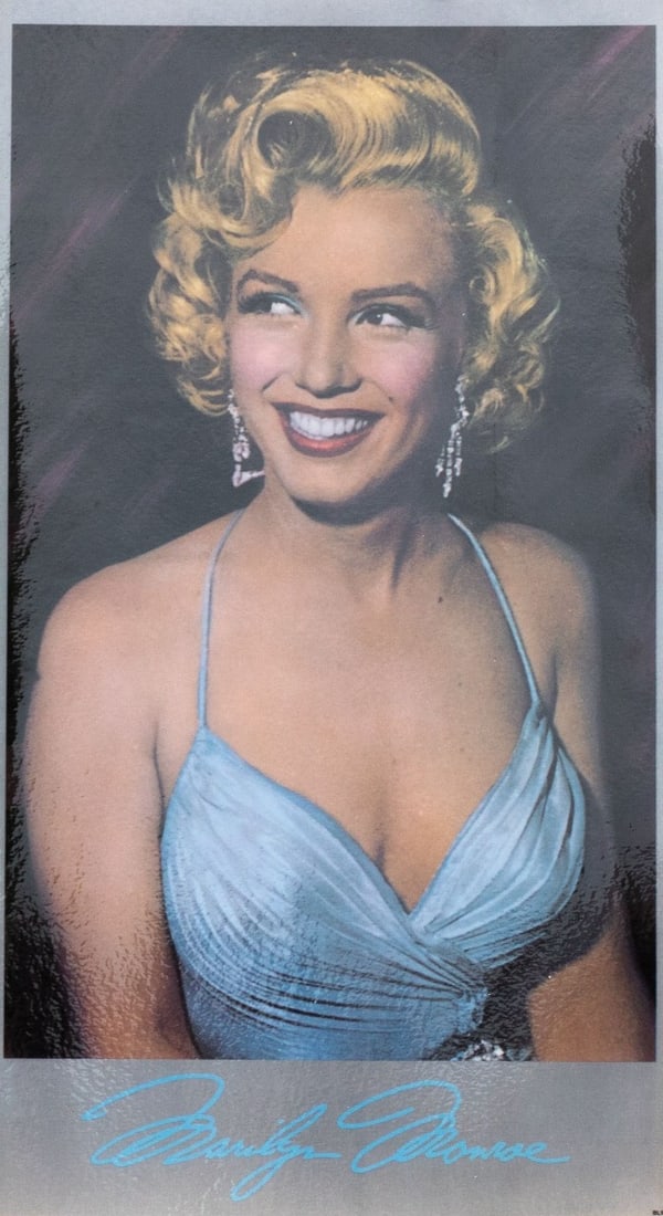 Stern, Phil - Photo.: Phil Stern The Estate of Marilyn Monroe, represented by Roger Richman Agency, Beverly Hills CA Hand-Colered by Del Greger, San Francisco. Published and Distributed by Portal Publications LTD, Corte Ma