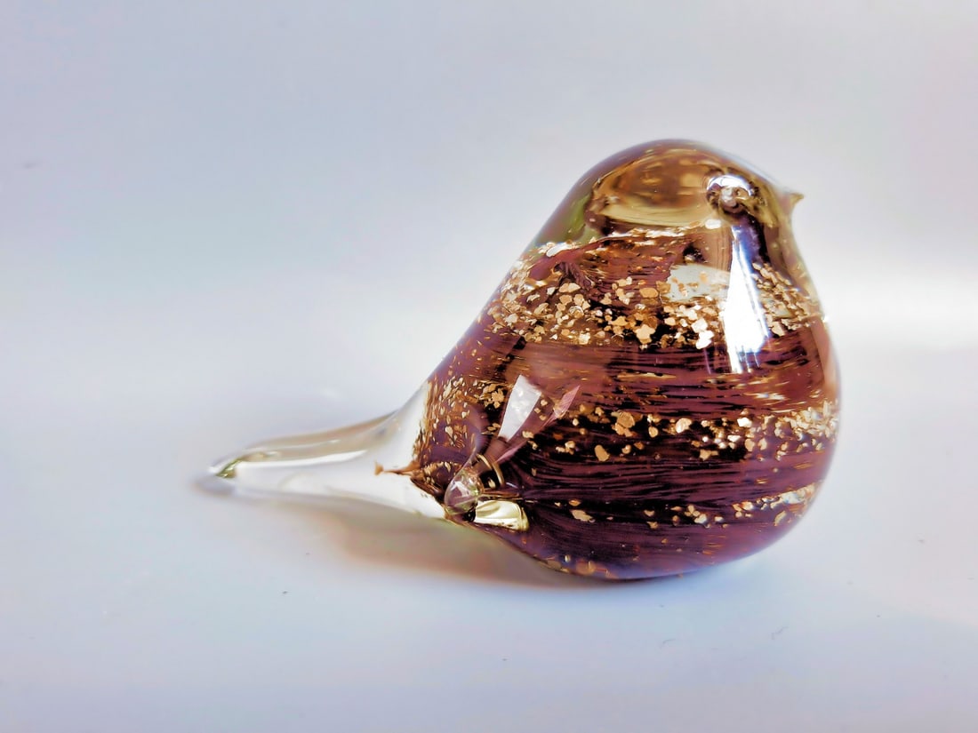 A very beautiful Murano Bird sculpture: A very beautiful Murano Bird sculptureProcessed melted with a thin layer of gold leaf.