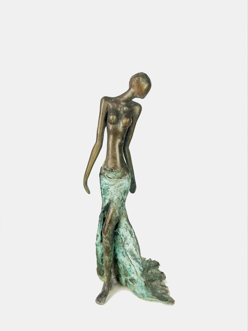 Bronze sculpture: Beautiful bronze sculpture, late 20th century on granite base.
