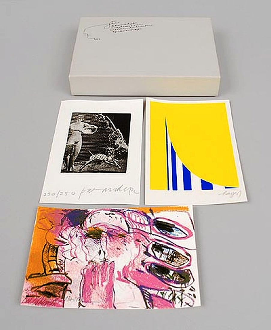 Graphic 300th anniversary of the Royal Academy of Art in The Hague: Complete serie in a box with 3 graphic works of art, designers Pat Andrea, Herbert Bayer and Kees van Bohemen, published by the Academy of Fine Arts in The Hague on the occasion of the 300th