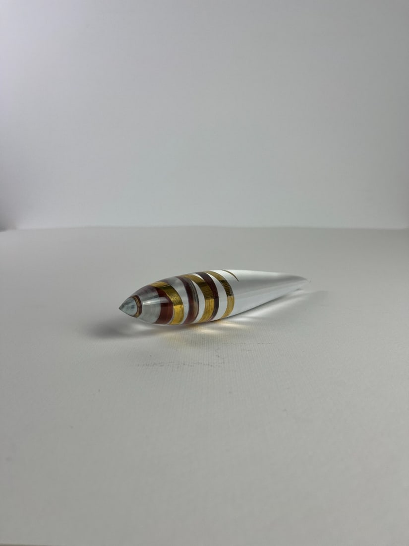 A very beautiful Murano sculpture: Stunning hand made sculpture with gold made by incredibly popular Venetian Glassmakers