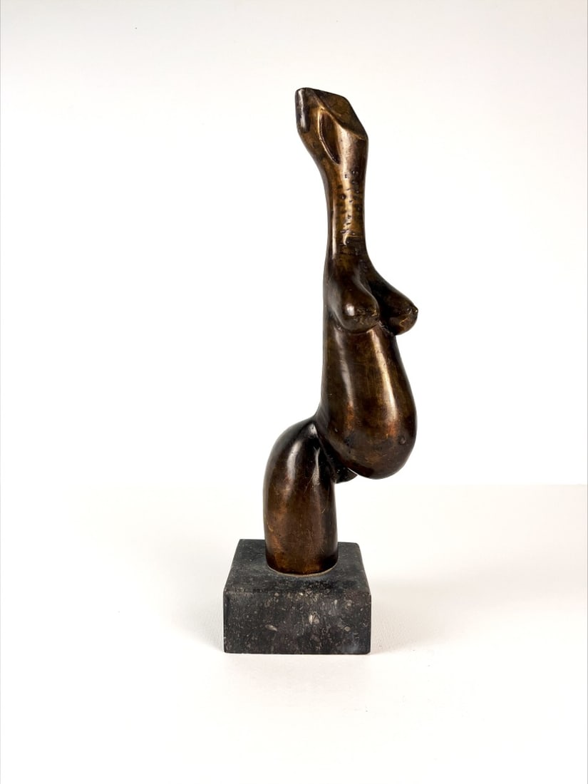 Bronze sculpture: Beautiful bronze sculpture by the Dutch sculptor, B. Corvé.Early 1900s on granite base.