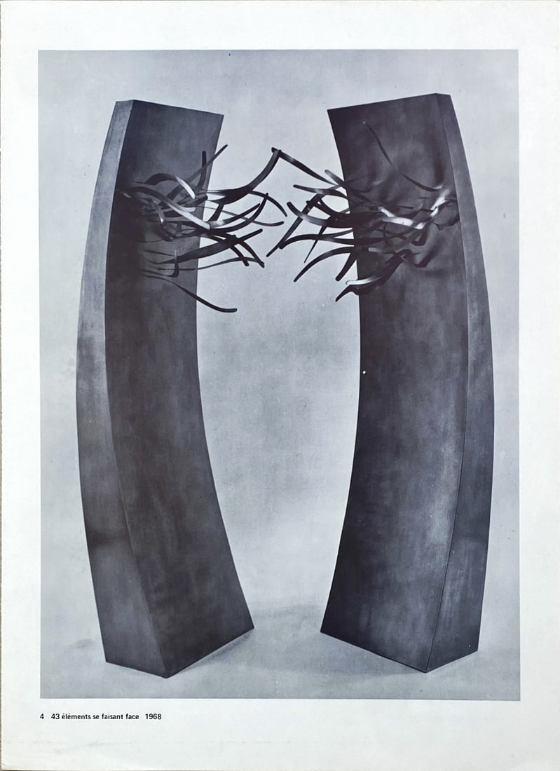 Alain Le Yaouanc - Offset Lithograph - DLM1969 (Derriere le Miroir): Artist: Yaouanc, Alain Le Title: Ã©lÃ©ments se faisant face Technique: Offset lithograph on Arches paper size: 38 x 28 cm. (14,95 x 11 inch) Framed: Not framed More Information