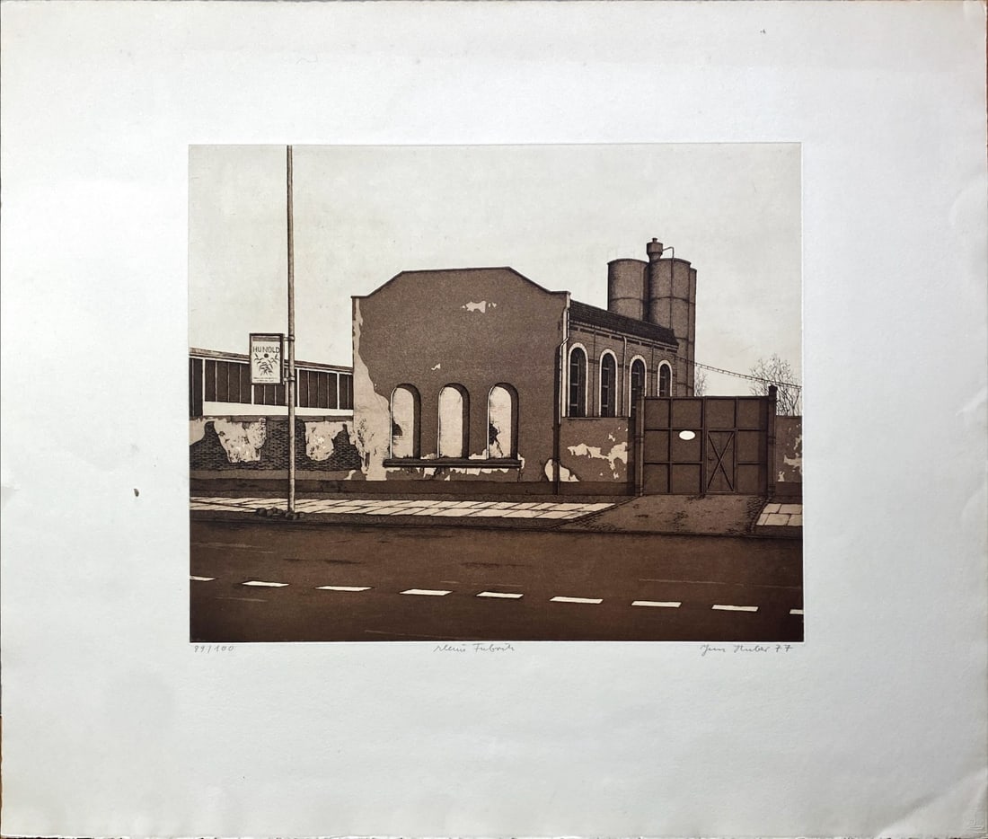 Jan Huber - Lithograph - Hand signed: Artist: Huber, Jan Title: Alte Fabrik Technique: Lithograph on Handmade paper size: 50 x 60 cm. (19,7 x 23,6 inch) Framed: Not framed More Information Great Lithograph by the German Artist Jan Huber