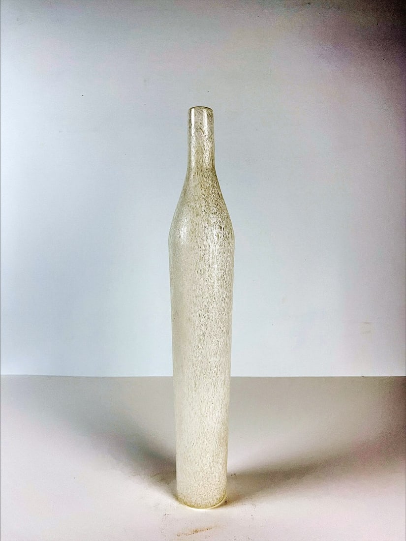 Murano glass Vase: Artist: Murano Title: Murano glass Vase Technique: Sculpture on Glass size: 46 x 6 cm. (18,1 x 2,35 inch) Framed: Not framed More Information Beautiful Murano Vase sku: SCP0MUR153