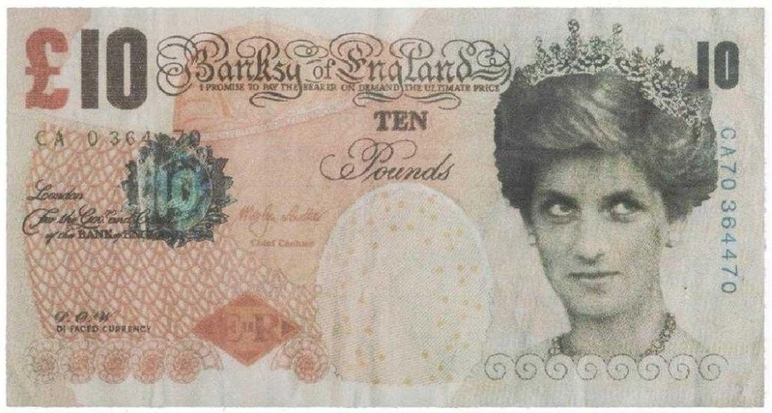 Banksy - Offset Lithograph - Di-Faced Tenner: Artist: Banksy, after Title: Di-Faced Tenner Technique: Banknote on Paper size: 7,4 x 14,2 cm. (2,9 x 5,6 inch) Framed: Not framed More Information Banksy.Title: Di-Faced Tenner.Signature stamp. sku: