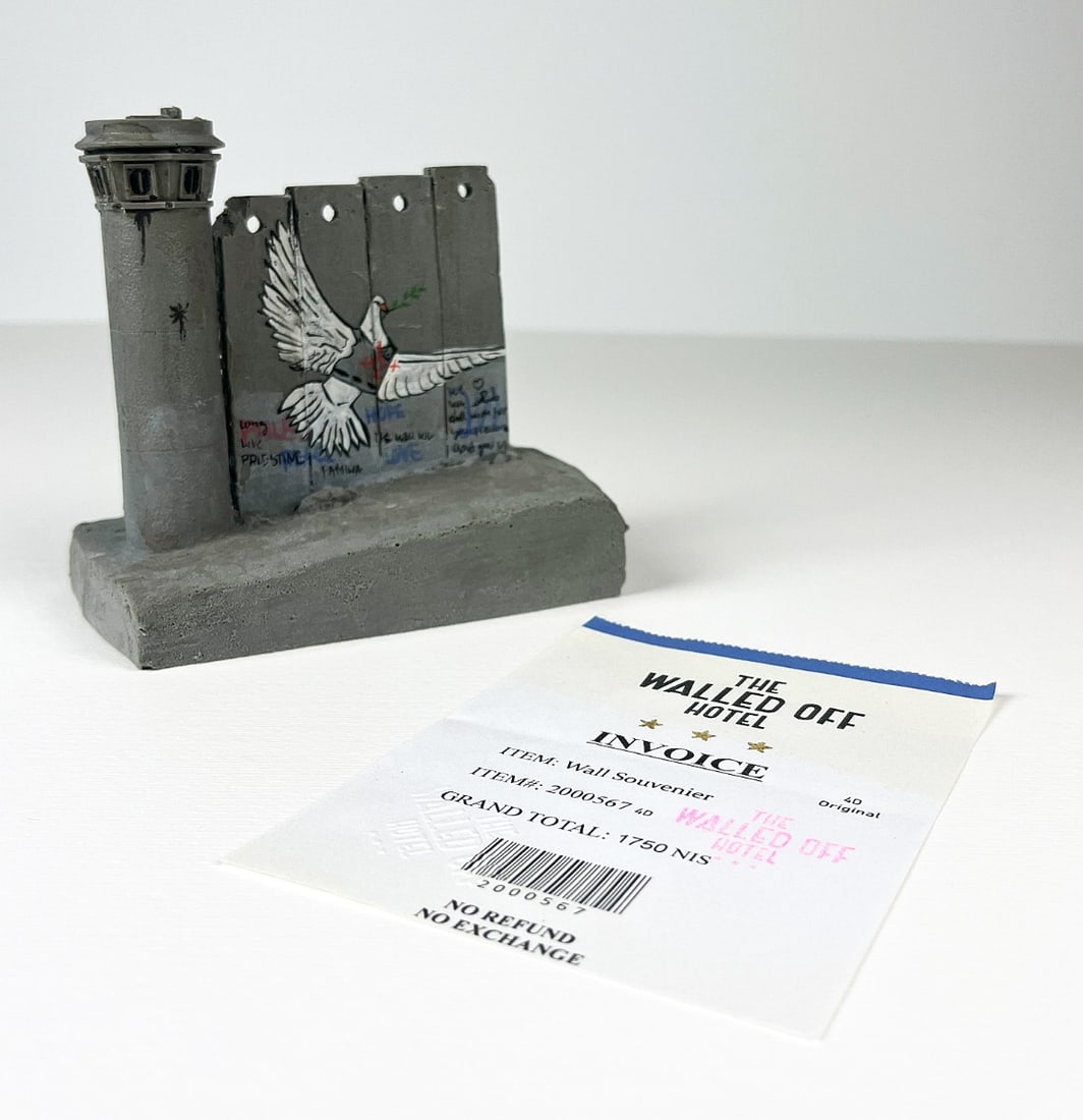 Banksy - Walled Off Hotel - receipt included: Artist: Banksy Title: Banksy Walled Off Hotel - Wall Sculpture Technique: Sculpture on Multimedia size: 12 x 13 cm. (4,7 x 5,1 inch) Framed: Not framed More Information BAN