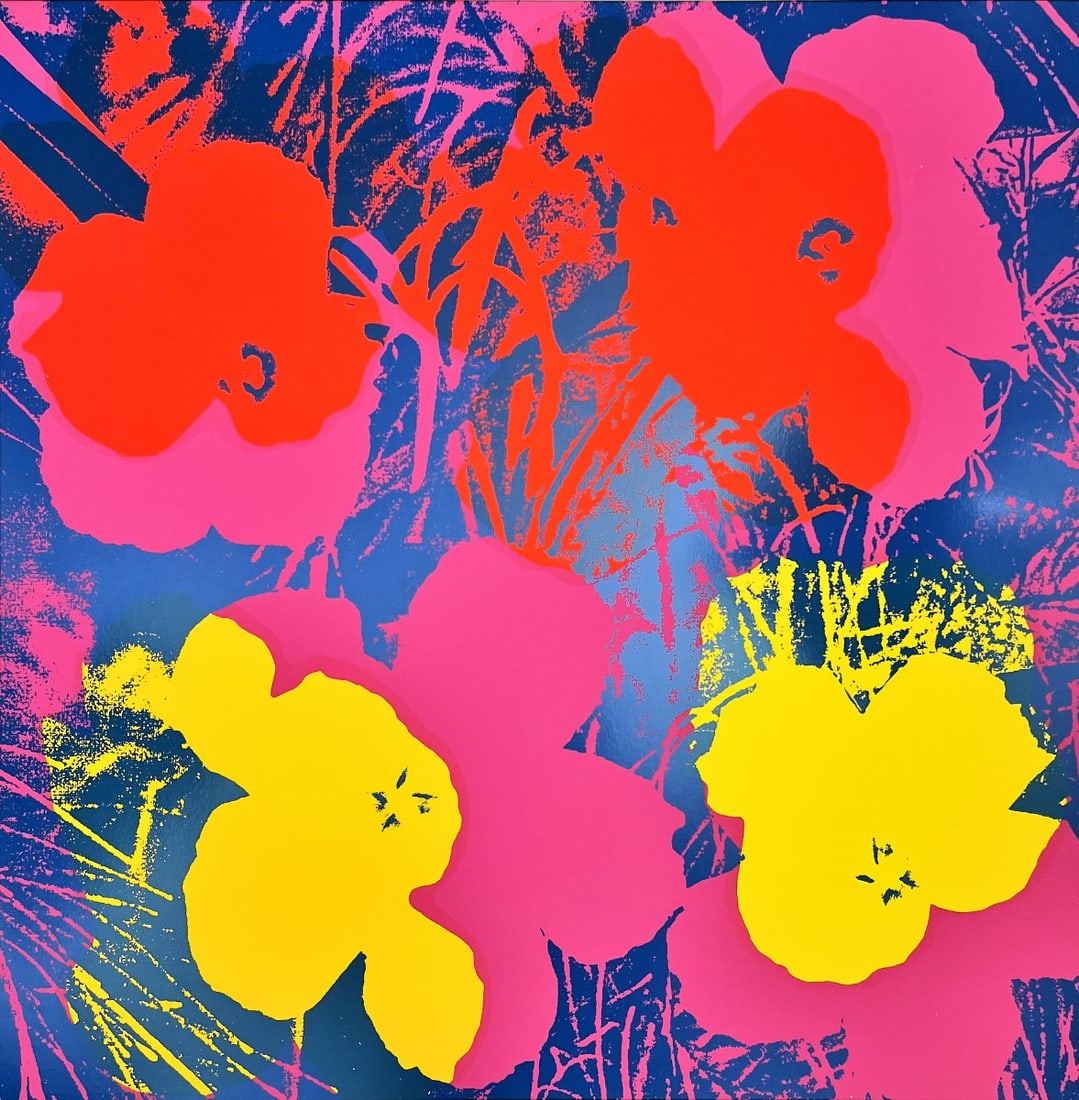 Andy Warhol - Screenprint - Flowers: Artist: Warhol, Andy Title: Flowers Technique: Screenprint on Museum board (heavy weight paper) size: 91 x 91 cm. (35,85 x 35,85 inch) Framed: Not framed More Information C