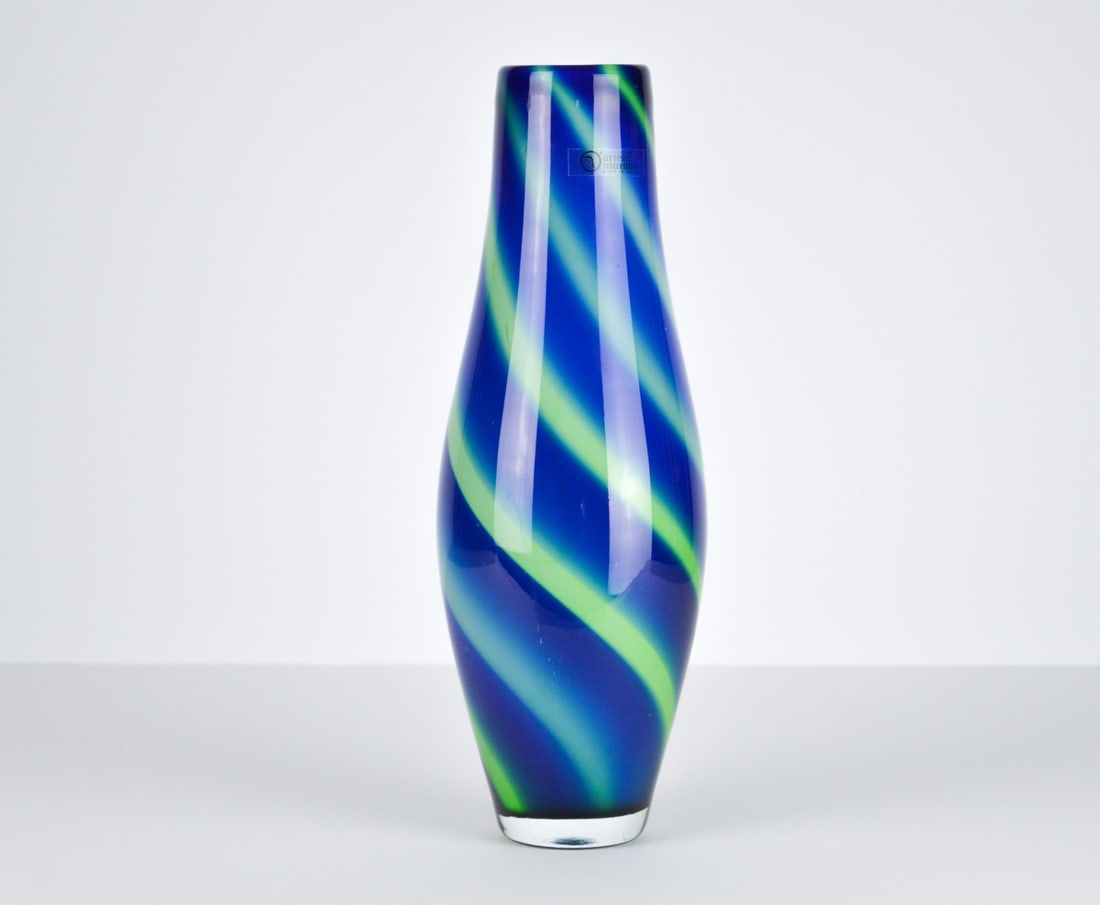 Murano Glass - Vase: Artist: Murano Title: Murano Vase Technique: Glass on Glass size: 35,5 x 13 cm. (14 x 5,1 inch) Framed: Not framed More Information Beautiful Murano Blue/Green glass V