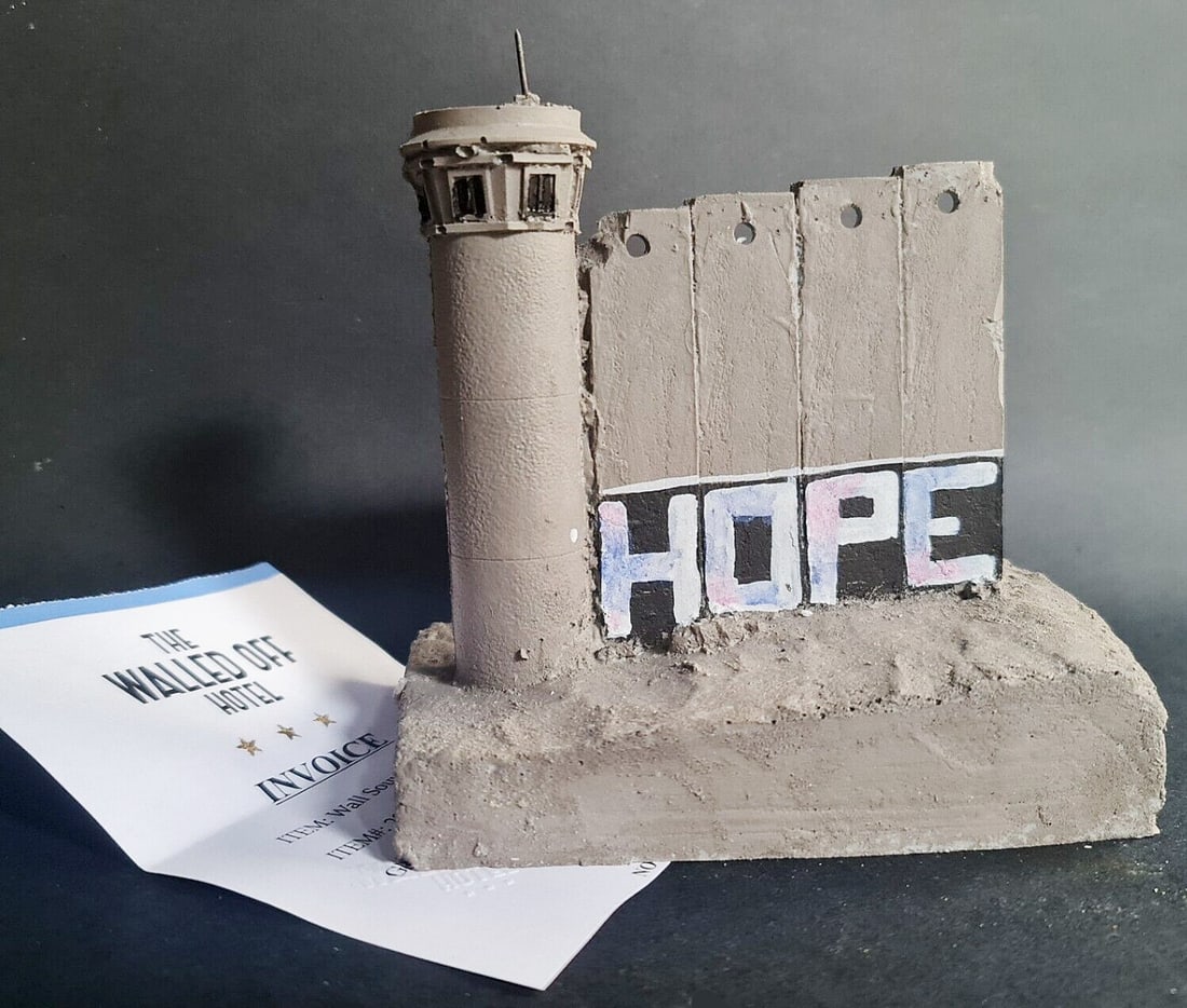 Banksy - Walled Off Hotel -Sculpture - Hope - receipt included (1 of 2)