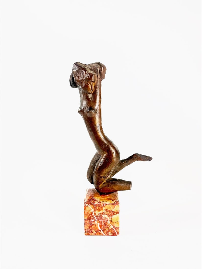 Solid bronze sculpture: Artist: Unknown / Unreadable Artist Title: Untitled Technique: Sculpture on Bronze size: 30 x 6 cm. (11,8 x 2,35 inch) Framed: Not framed More Information Beautiful bronze statue on a marble