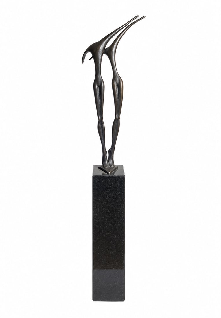 Bronze sculpture - with monogram: Artist: Unknown / Unreadable Artist Title: Together in Motion Technique: Sculpture on Bronze size: 37,5 x 10 cm. (14,75 x 3,95 inch) Framed: Not framed More Information