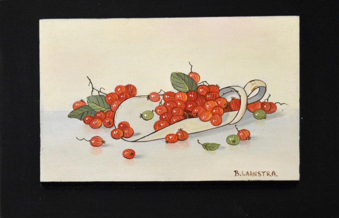 Laanstra, Ben - Oil Painting: Artist: Laanstra, Ben Title: Stilleven met rode bessen Technique: Oil painting on Panel size: 20 x 25 cm. (7,85 x 9,85 inch) More Information Handsigned and dated. Dutch school.