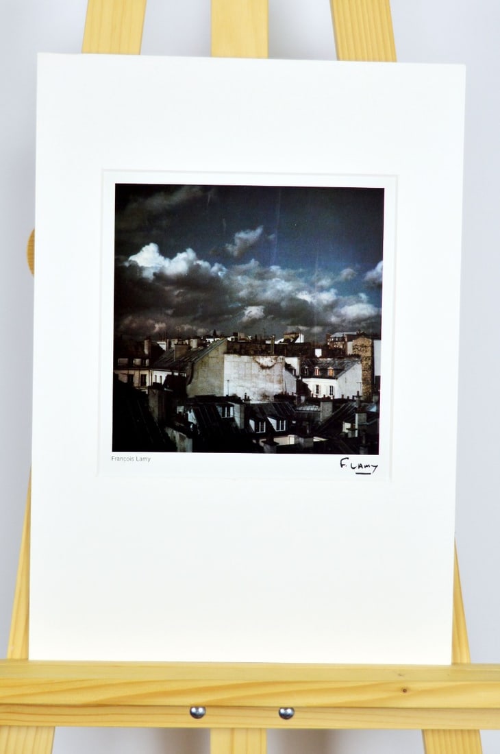 François Lamy - Photolithograph: Artist: Lamy, Francois Title: Roof tops Technique: Photolithograph on Photo paper size: 29 x 25 cm. (11,4 x 9,85 inch) Framed: 42 x 30 cm. (16,55 x 11,8 inch) More Information François Lamy is a