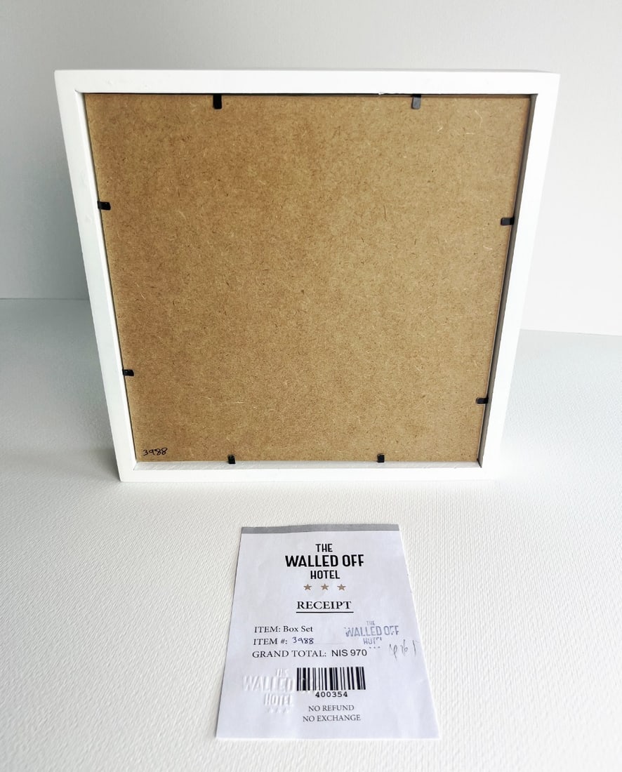 Banksy Walled Off Hotel Palestine Box set + Receipt: Artist: Banksy Title: Walled off Hotel Palestine Box Technique: Mixed techniques on Multimedia size: 25,5 x 25,5 cm. (10,05 x 10,05 inch) Framed: Not framed More Information Banksy Sculpture. Banksy