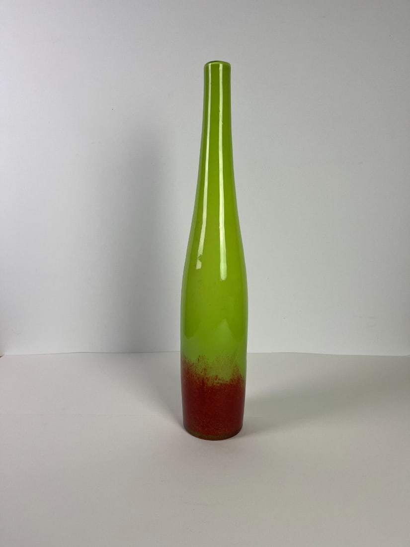 A very beautiful Murano vase: Artist: Murano Title: Murano vase Technique: Sculpture on Glass size: 56,5 x 10 cm. (22,25 x 3,95 inch) Framed: Not framed More Information Stunning hand made vase made by incredibly popular Venetian