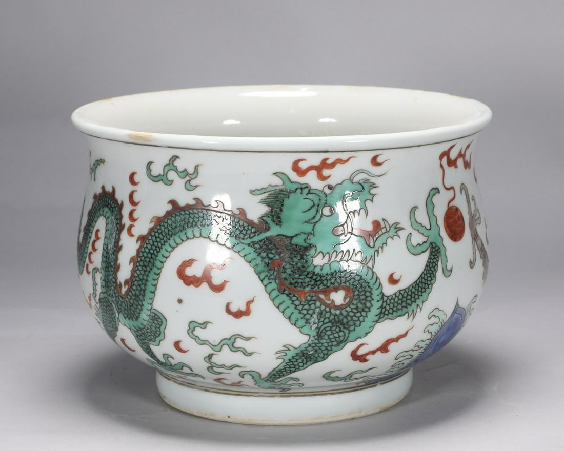 A CHINESE WUCAI DRAGON VAT (1 of 6)