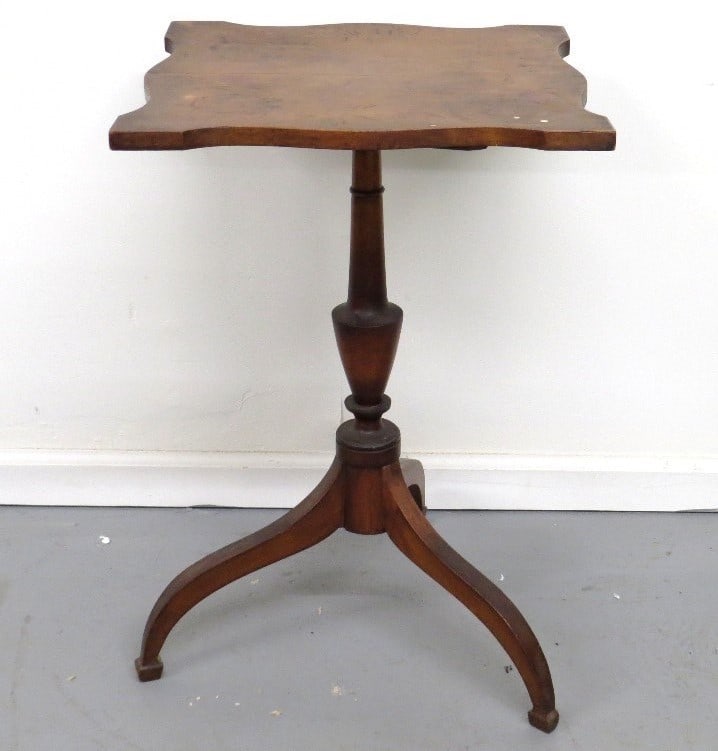 18th C. Spider Leg Tilt Top Candlestand (1 of 4)