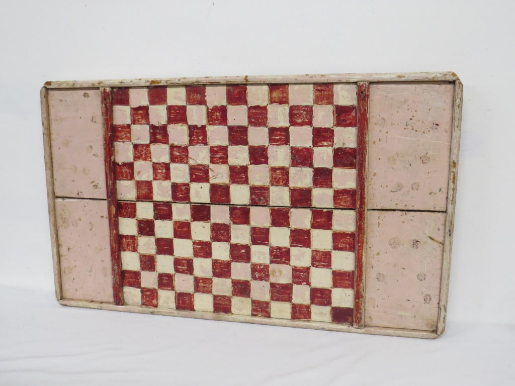 Folk Art Country Gaming Board in Salmon Pink & Reds (1 of 7)