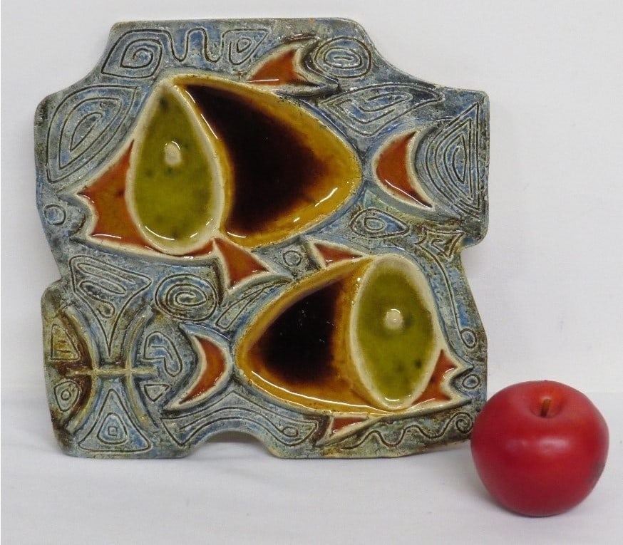 Mid-Century Glazed Fish Wall Plaque or Tile Bright Colors (1 of 3)