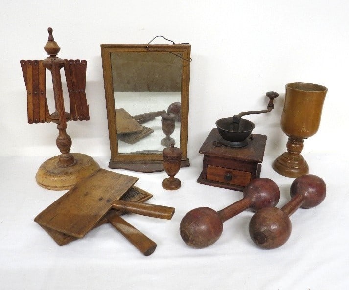 Mixed lot of 19th C. Country Wooden Treenware (1 of 9)