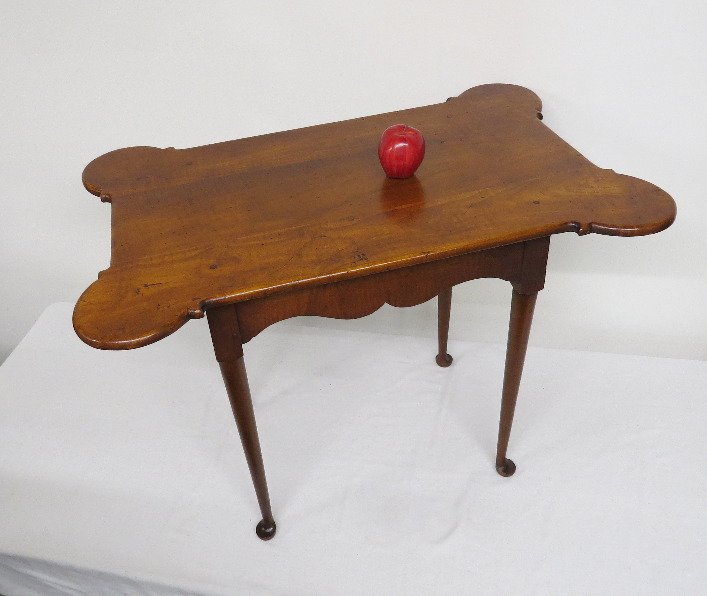 David T. Smith & Co. Quatrefoil Top Grain Painted Table (1 of 8)