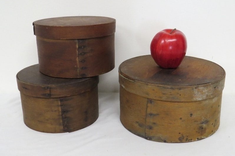 Trio of Country Shaker Type Pantry Boxes (1 of 6)