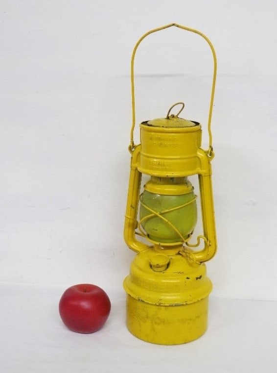 West German Feuerhand Sturmkappe No. 276 Kerosene Lamp.: A brightly colored Feuerhand Kerosene Lamp Sturmkappe No. 276 Baby Special with Jena Glass shade, W.Germany 13"