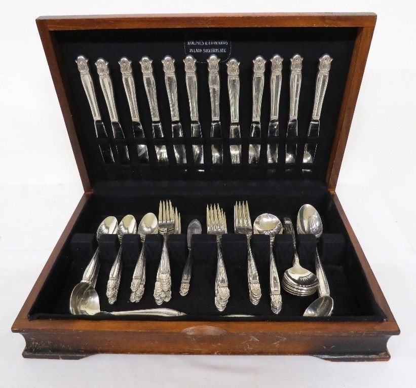 1938 Holmes & Edwards Danish Princess Svc. For 12 (1 of 9)