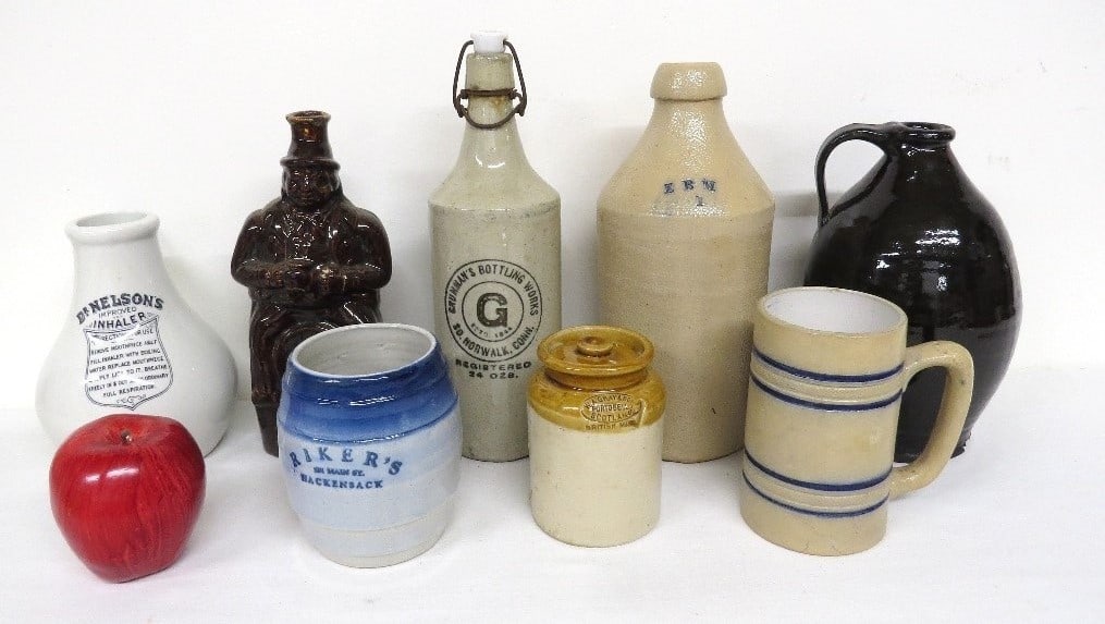 8pc Lot of 19th C. American & English Adv Stoneware: A mixed lot of mid-19th to early 20th C. English & American stoneware/redware. Includes early redware ovoid (base chipping), Grumman Bottling Works / South Norwalk, CT stenciled Qt. Beer, Pre-Pro Hack