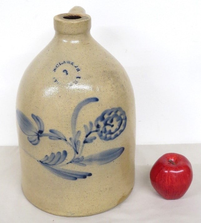 Nathan Clark, Jr. Athens NY Blue Floral 2 Gal Stoneware Jug (1 of 8)