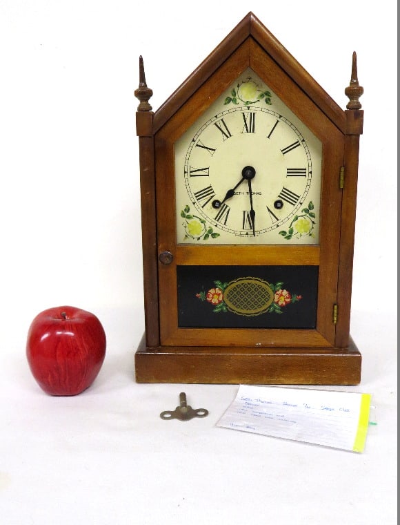 A Seth Thomas Model 7W Steeple Clock, Working (1 of 9)