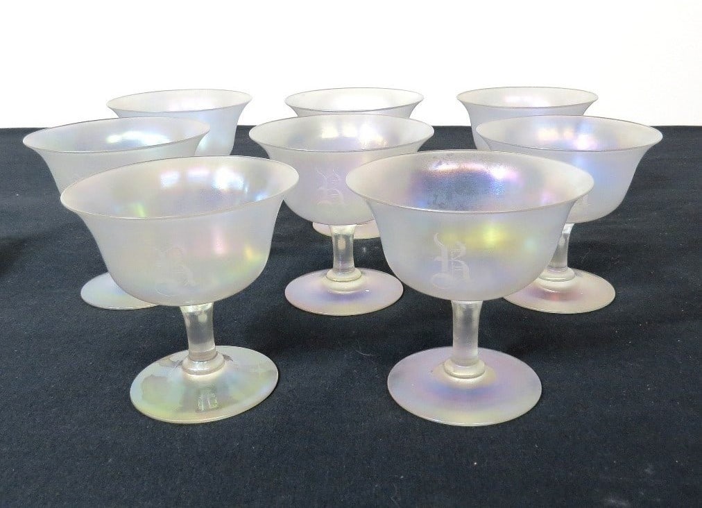 Set of 8 Steuben Verre De Soie Manhattan or Wine Glasses: Each monogrammed with the fancy letter "R", they are 3.75" in height. Unsigned but are most certainly Steuben Verre De Soie finish. No damage to any.