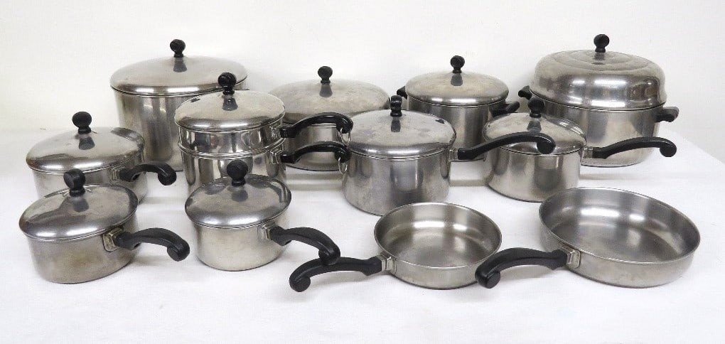 23pc Set of Vintage Farberware Aluminum Clad Cookware (1 of 8)
