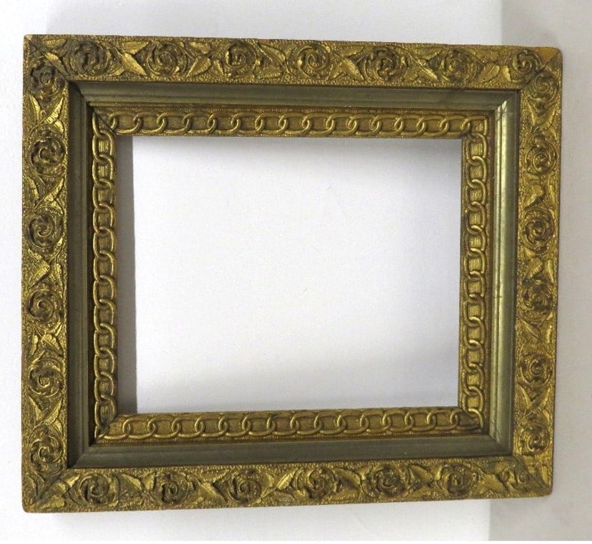 19th C. Gilt Decorated Chain & Roses Frame: A wonderful 19th c. Chain & Roses Gilt Gesso Decorated Frame, with measurements of 12.5" x 14.5" at edges and 10.25" x 8 1/8" inside frame edges.