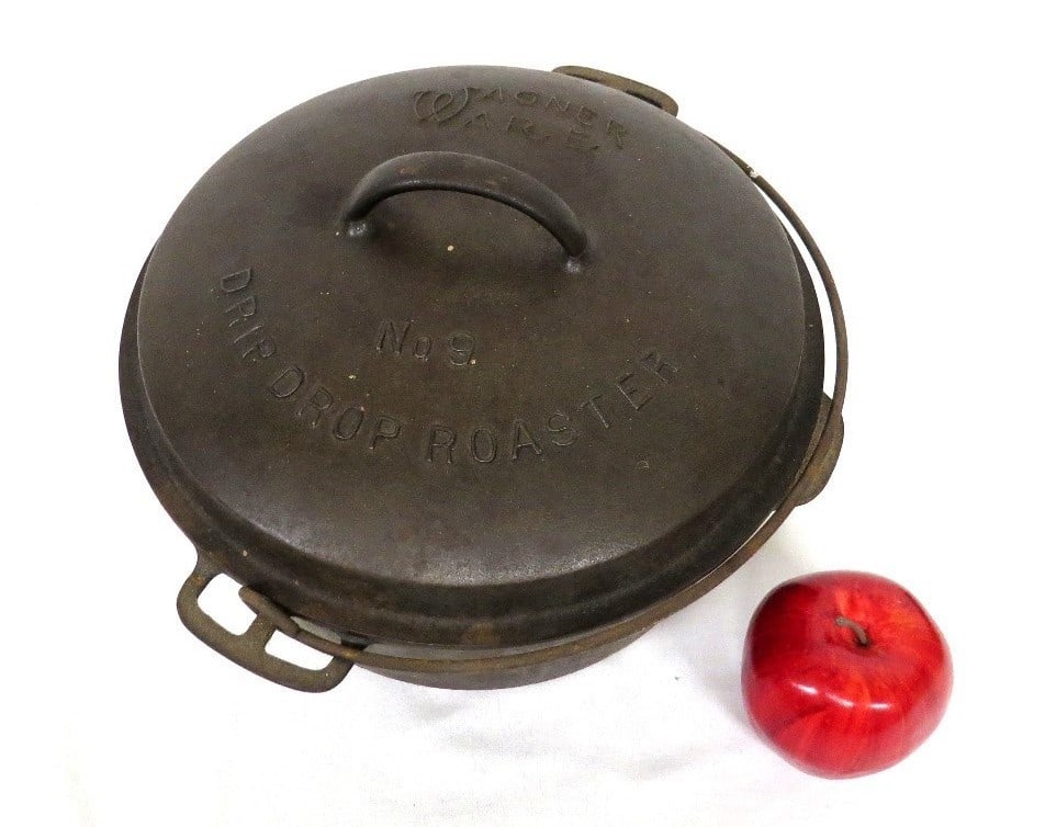 Wagner Ware No. 9 Drip Drop Roaster Dutch Oven w/Lid (1 of 7)