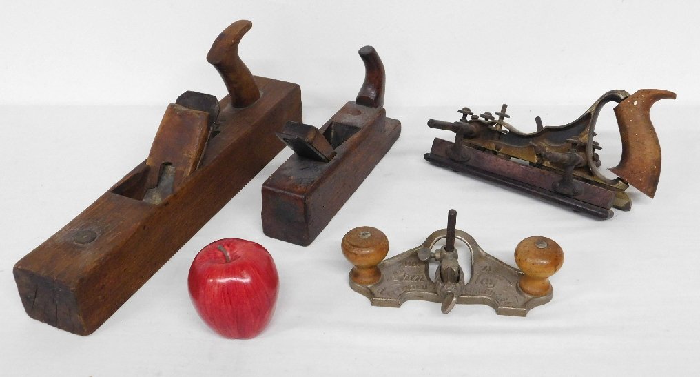 A Group of Old Hand Planes Incl. Stanley, Siegley (1 of 11)