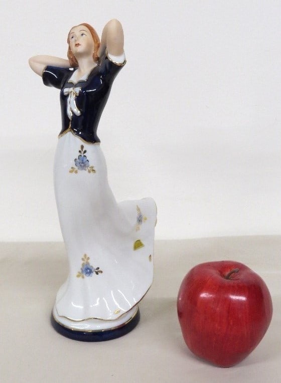 Royal Dux Figure of an Art Deco styled Woman (1 of 6)