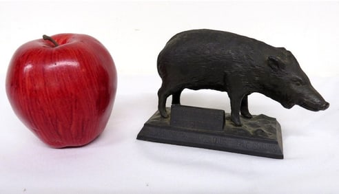Karg Brothers Johnstown, NY Adv Pig Gloves Paperweight