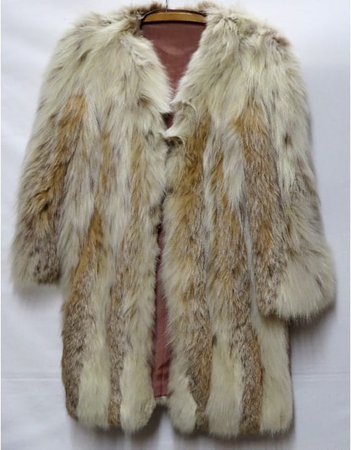 A Vintage Lynx Fur Coat From Up To Date Poughkeepsie, NY (1 of 7)