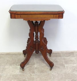 A Victorian Walnut Eastlake Parlor Table w/3 Leaf Clover Cutouts