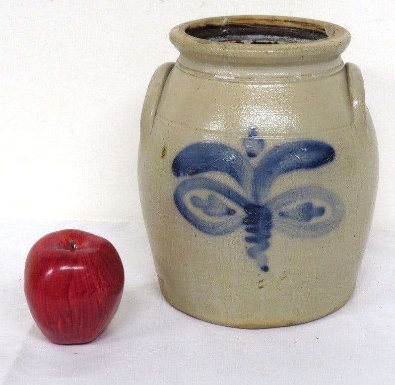 19th C. Cortland NY Attrib Dragonfly Stoneware Crock (1 of 7)