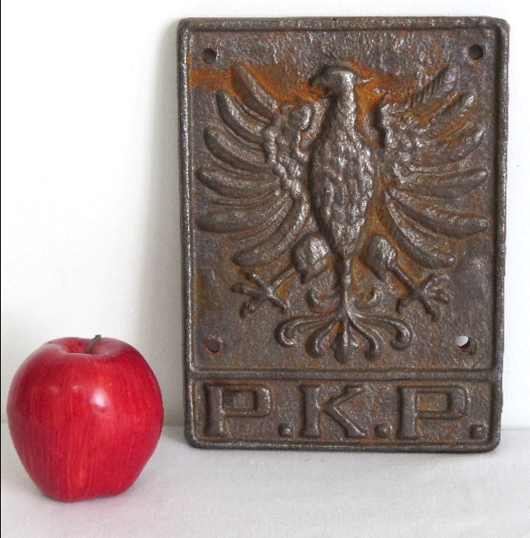 Cast Iron Polish State Railway Engine Plaque PKP w/Eagle: Believed to be a cast iron locomotive plaque for the Polish State Railway, measuring 9.5" x 7" in size. Note - This lot can be shipped in-house, you do not have to use the LiveShipping program.